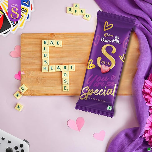 Cadbury Dairy Milk Silk Heart Blush Valentine's Gift Pack Chocolate Bar